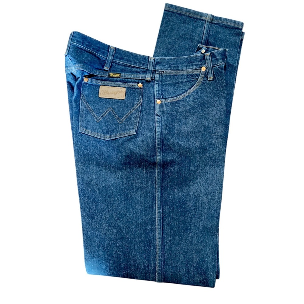 Wrangler Men's Straight Jeans - Classic Blue